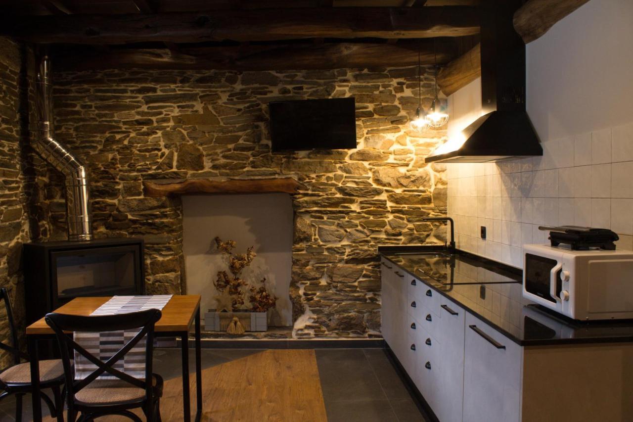 Casa Toiran Guest House Lancara Екстериор снимка
