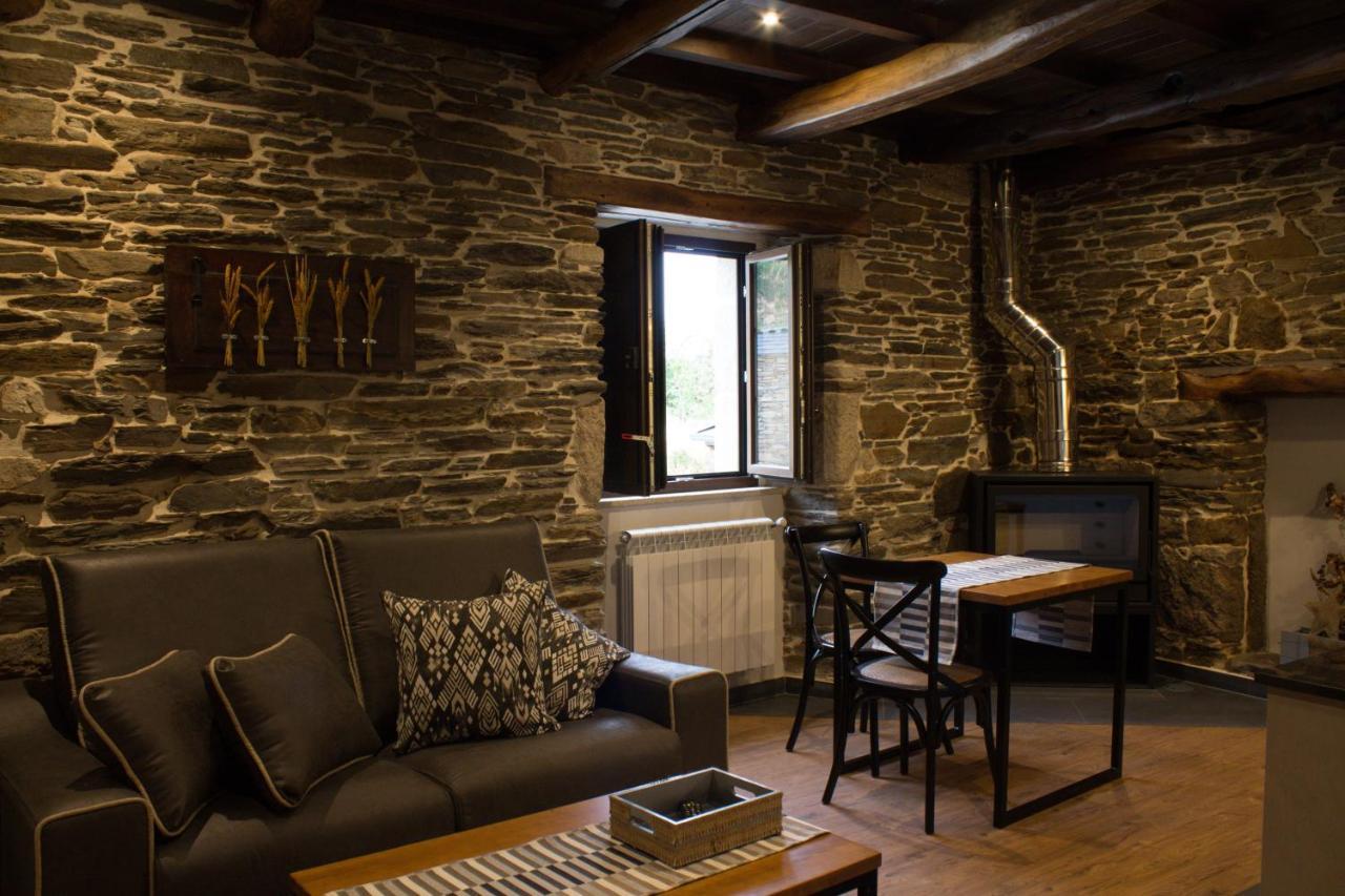 Casa Toiran Guest House Lancara Екстериор снимка